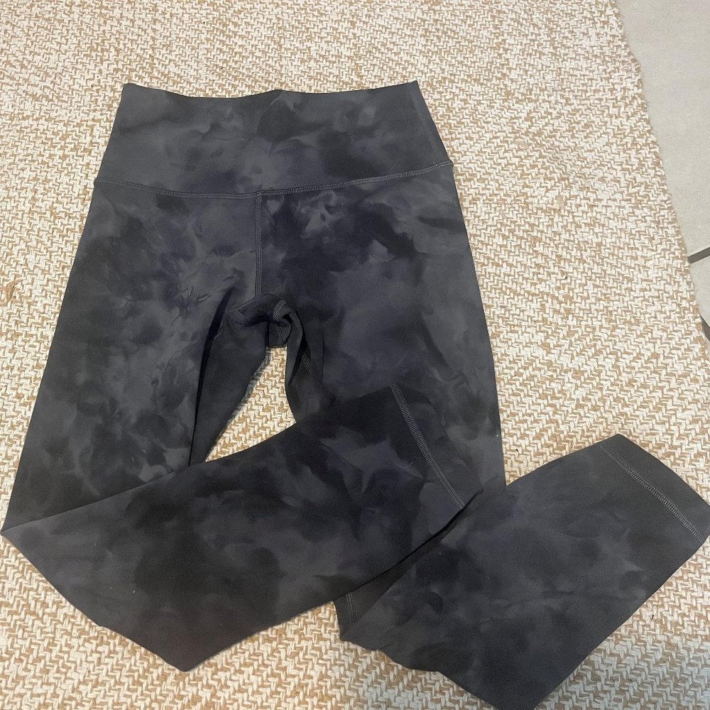 Lululemon Wunder Train High-Rise Crop 23"